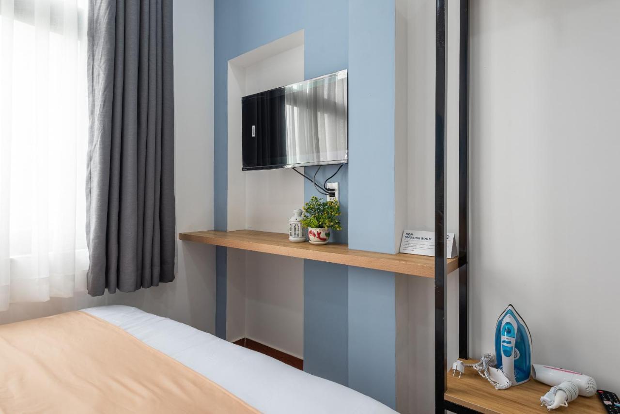 Cozrum Homes - Oriental House ホーチミン市 エクステリア 写真