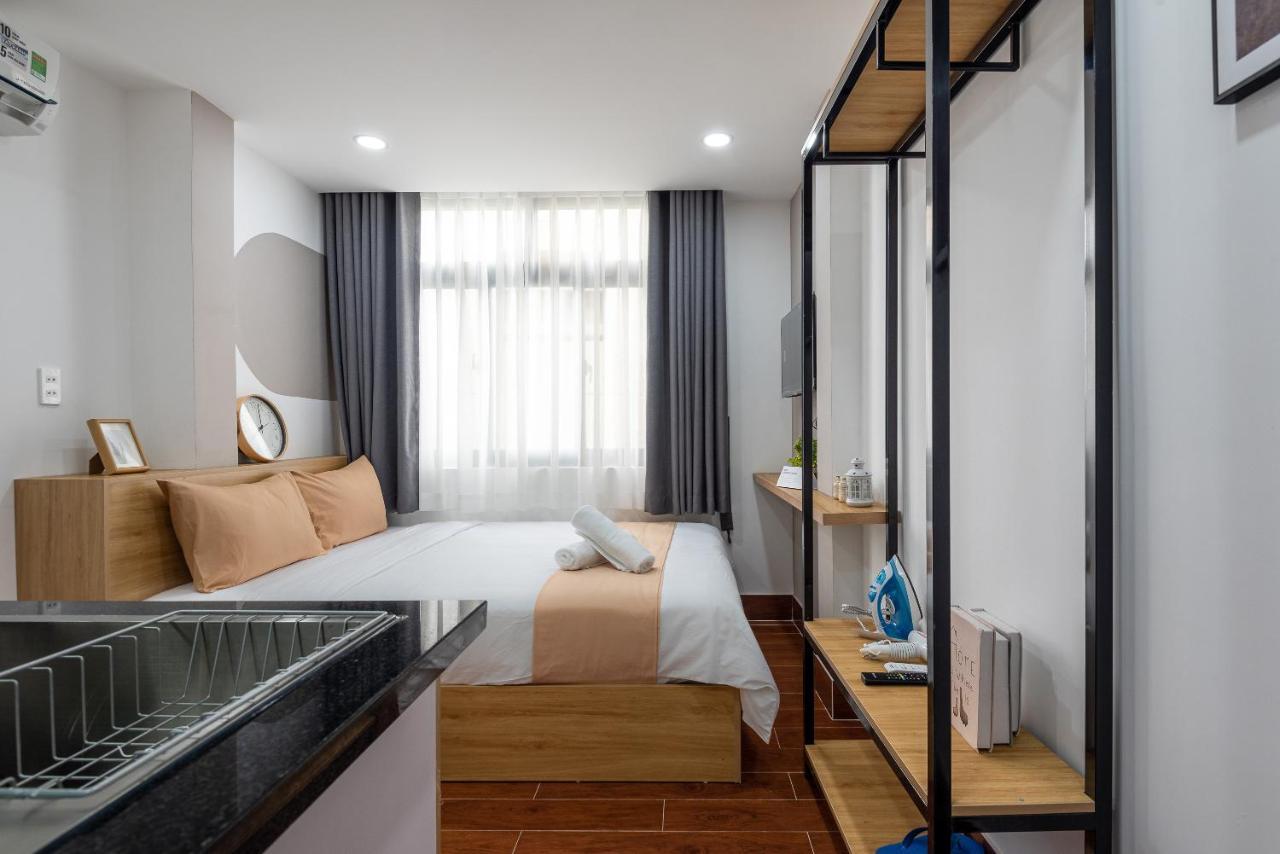Cozrum Homes - Oriental House ホーチミン市 エクステリア 写真